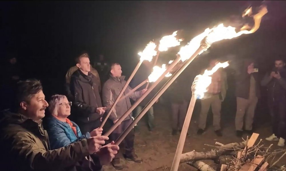 DOĞASEVERLER ERCAN ÖZEL'İN ÇAĞIRISIYLA YENİŞEHİR'DE KAMPTA BULUŞTU